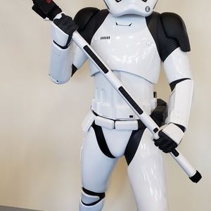 Meet your Posher, Debbie